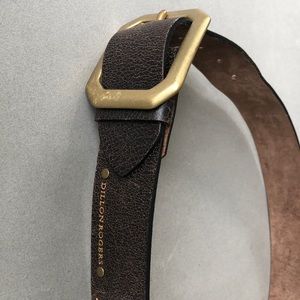 Women’s brown leather belt